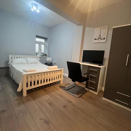 Ferienwohnung Luxury In Luxury Out Nottingham Exterior foto