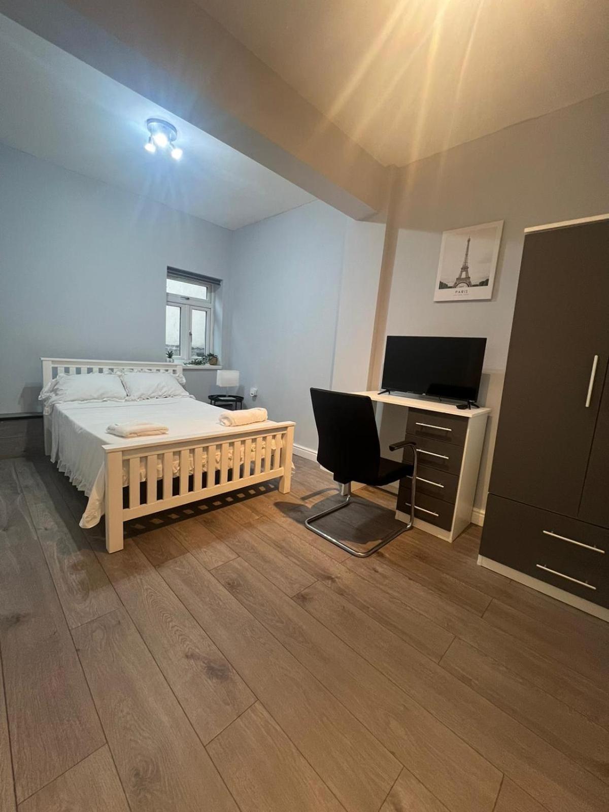 Ferienwohnung Luxury In Luxury Out Nottingham Exterior foto
